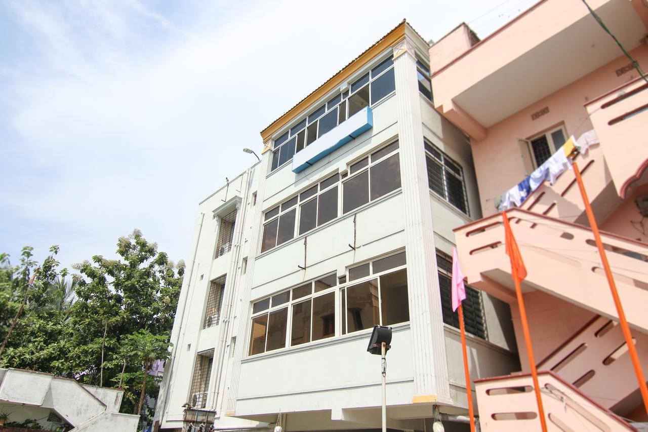 Oyo 9207 Chakri Guest House Визакхапатнам Екстериор снимка